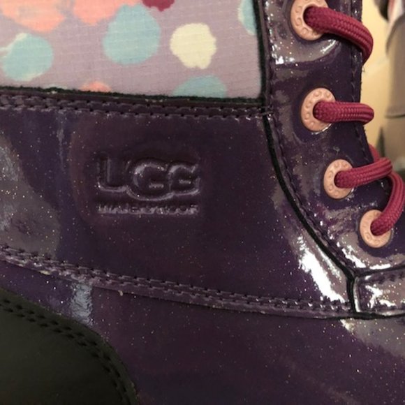UGG Waterproof Leather Purple Boots. Size: 4